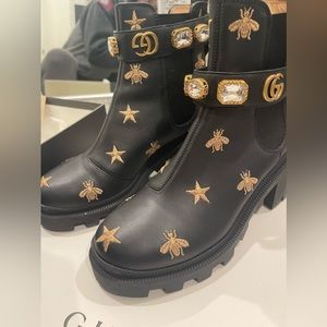 GENTLY USED GUCCI STAR AND BEE BOOTS - BLACK